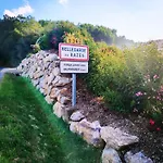 Les Postales - Halte Ressourcante Occitanie Bed & Breakfast