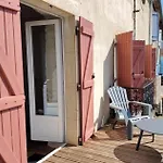 Les Postales - Halte Ressourcante Occitanie Bed & Breakfast 3*